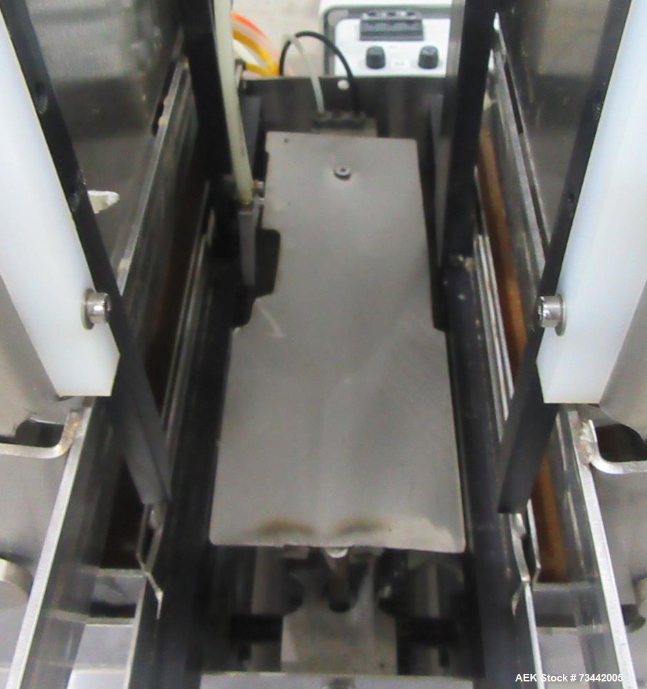 Used Econocorp Twinseal Carton Sealer — Hotmelt Glue, Up to 30 CPM
