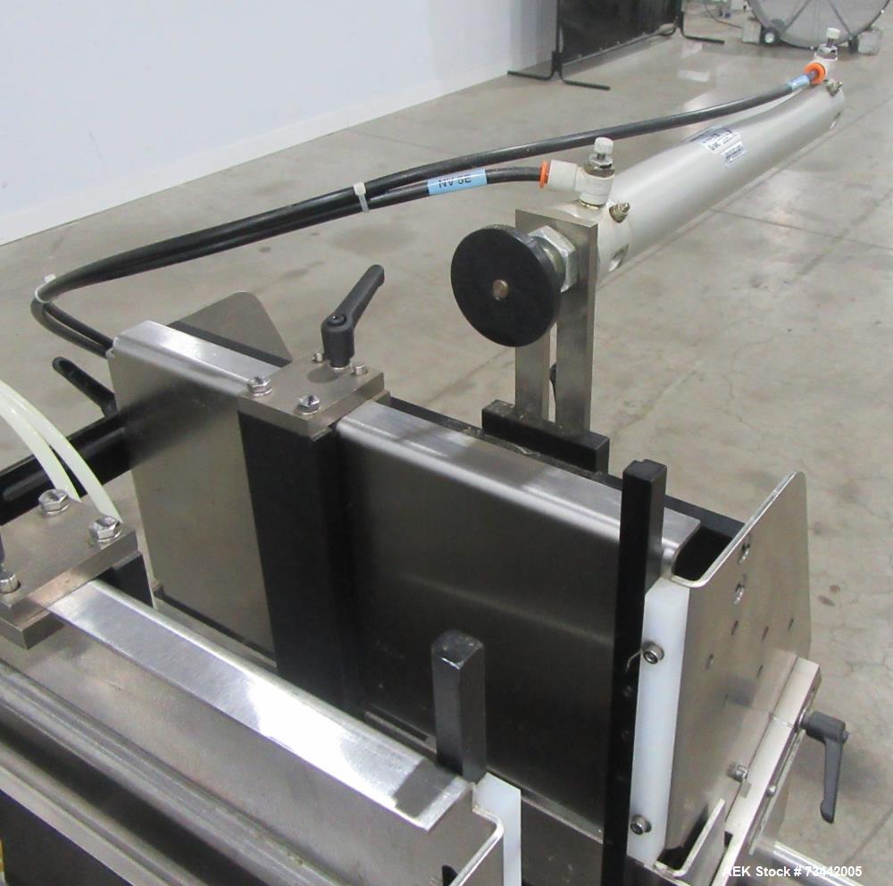 Used Econocorp Twinseal Carton Sealer — Hotmelt Glue, Up to 30 CPM