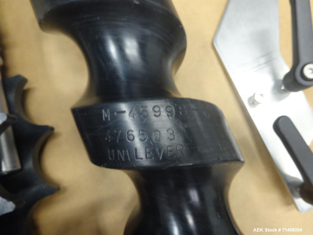 Used Jones Model "Wraptor" Wraparound Sleeve Cartoner