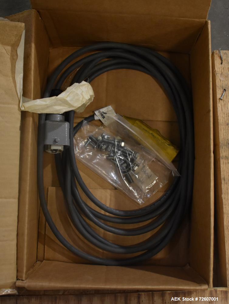 Clybourn Model CHL-18 Club Store Large Center Vertical Hot Melt Cartoner