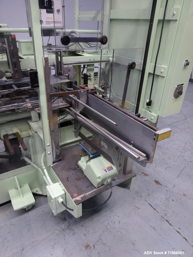 Used Jones CMV5 Semi Automatic Continuous Motion Vertical Tuck Cartoner