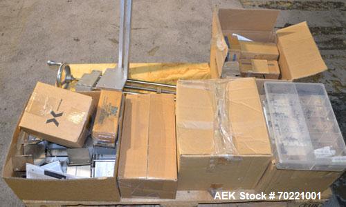 Used Tisma (SWF) VT-100-RH Vertical Cartoner capable of speeds up to 200 cartons per minute. Unit has 7.5" centers for a carton size range: Length 1" to 6.25", Width . 5" to 3" Depth 1.5" to 9". Has ...