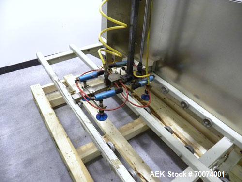 Used Bemis Case Erector Bottom Taper, Model 1040E 203