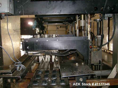 Used Hartness International 825SS drop case packer. Capable of speeds up to 25 CPM. Case size range: length 7" to 22.5", width 5.5" to 16.5", height 2"  to 20".  All stainless steel construction. Has...