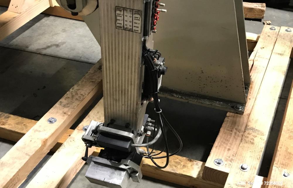 Used Centerline Robot, Model ACC-AZ