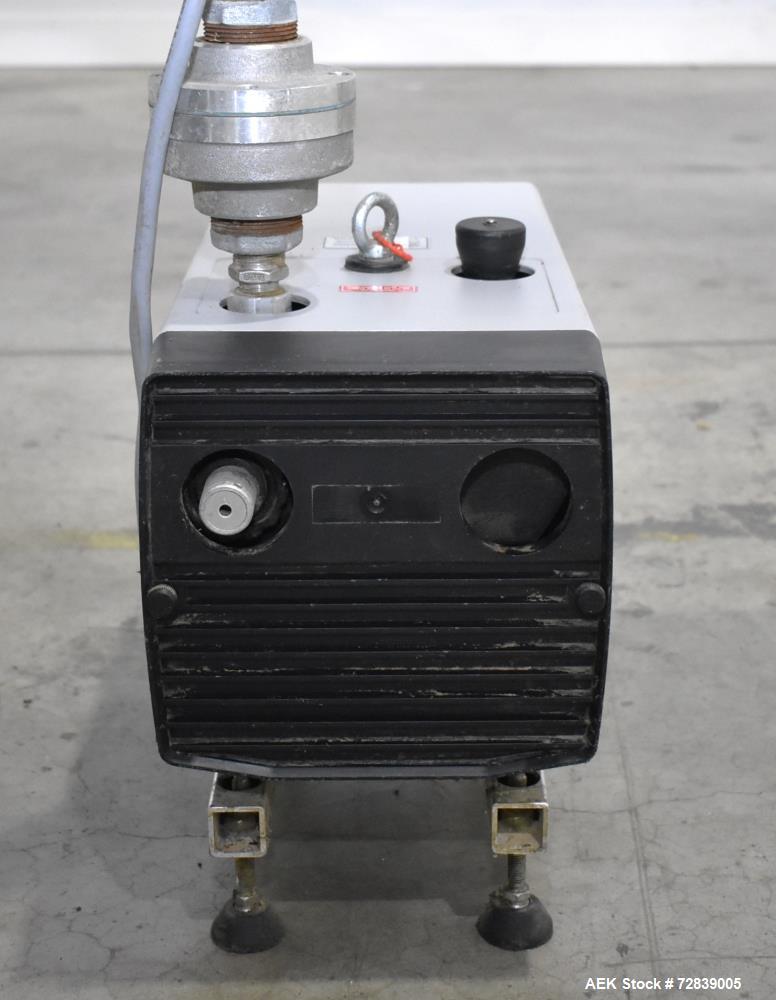 Used Bosch (Syntegon) Presto Robotic Top Load Robotic Carton loader. Capable of speeds up to 400 packages per minute. Has a product size range: Length 2" to 7.9" or 50mm to 200mm, width .6" to 4.7" o...