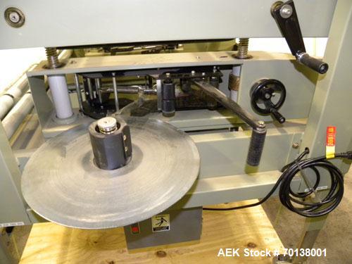 Used Best Pack Manual Side Sealing Carton Sealer, Model BP-433. Capable of speeds up to 40 cases per minute. Has a case size range: length 6" to unlimited, width 14.3" to 31" and depth 8.5" to 30". H...