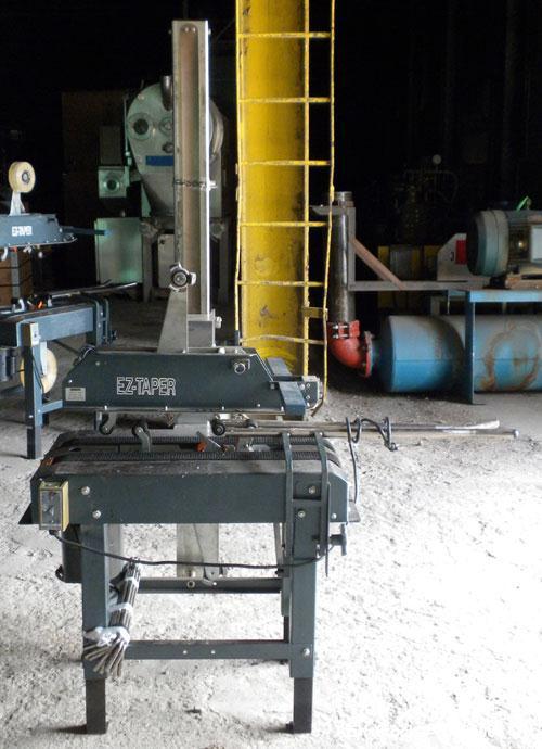 Used EZ-Tek Top and Bottom EZ-Taper Case Sealer, Model BB-2, Carbon Steel. Up to 30 cases per minute, minimum case size: length 4.5" to unlimited, width 4’’ to 22.5’’, depth 3.5’’ to 25.5’’. Manually...