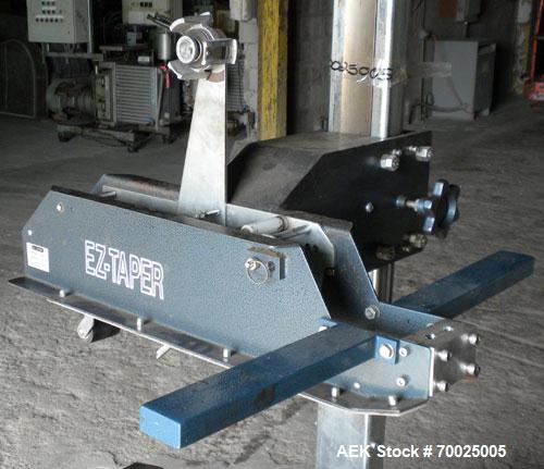 Used EZ-Tek Top and Bottom EZ-Taper Case Sealer, Model BB-2, Carbon Steel. Up to 30 cases per minute, minimum case size: length 4.5" to unlimited, width 4’’ to 22.5’’, depth 3.5’’ to 25.5’’. Manually...