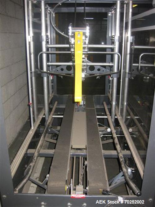 Used Little David (Loveshaw) LD-16A automatic uniform top taper capable of speeds up to 60' per minute. Case size range: (Length) 8" to 24" (width) 6" to 20" (depth) 4-1/2" to 20".