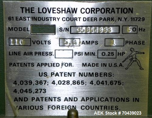 Used Little David Model LD7B Top And Bottom Case Taper. Machine operates at speeds up to 24.4m per minute.. Has a case size range of: (Length) 4-1/2" to infinite or 114mm - any, (Width) 4-1/2" to 22"...
