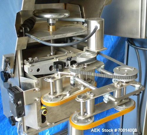 Used Hi Speed Mettler Toledo Container Checkweigher, Model SST1100SS-CM. Stainless steel side belt load cell mechanism with a weight range up to 50 pounds. Capable of speeds up to 250 packages per mi...