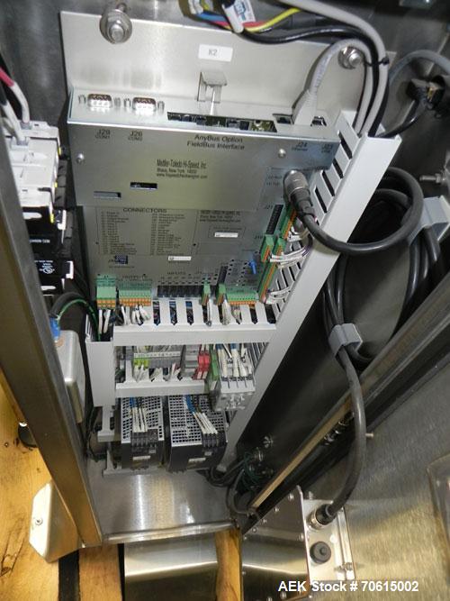 Used Hi-Speed Mettler-Toledo Model XE Belt Check Weighing System. Capable of speeds up to 500 packages per minute.3 belt system,8"W x 17"L infeed solid belt, 8"W x17"L Load cell belt, 16"W x 32"L dis...