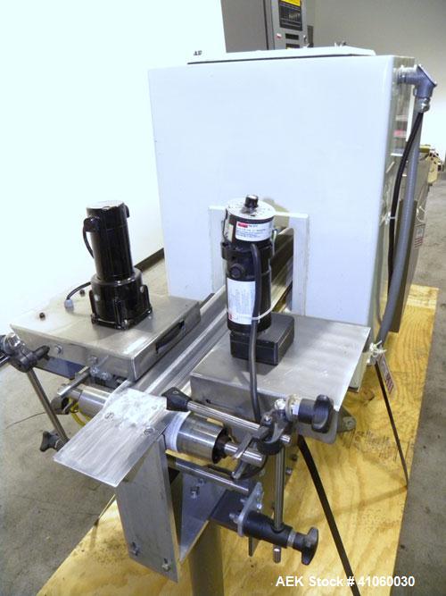 Used Mettler-Toledo Hi-Speed Checkweigher / Metal Detector combination, , Model CM60MM-BT, Serial #10518. Capacity 50 pounds, last running 1661 gram containers at 20 to 60 pieces per minute. (2) Sile...