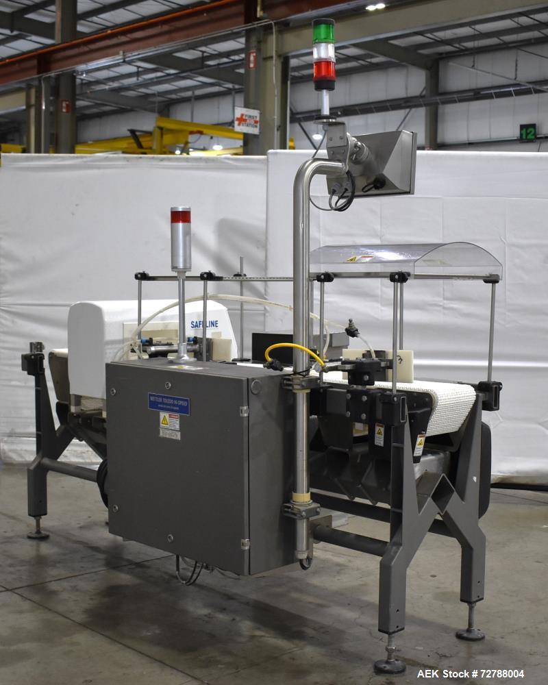 Used- Mettler-Toledo Safeline Hi-Speed Model XE Combination Metal Detector and Checkweigher. Capable of speeds up to 500 pac...