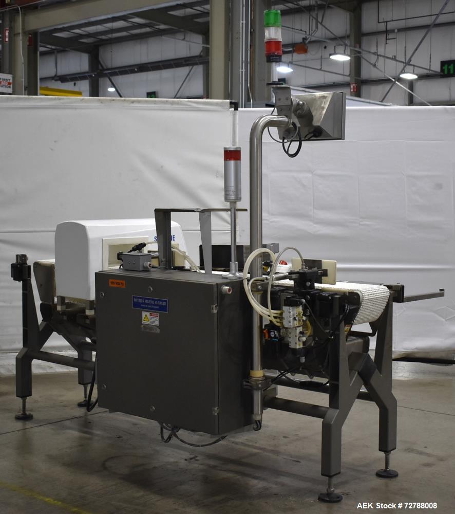 Used Mettler-Toledo Safeline Hi-Speed Model XE Combination Metal Detector and Checkweigher. Capable of speeds up to 500 packages per minute. Capable of weighing product up to 7kg. Approximate 7-3/4" ...