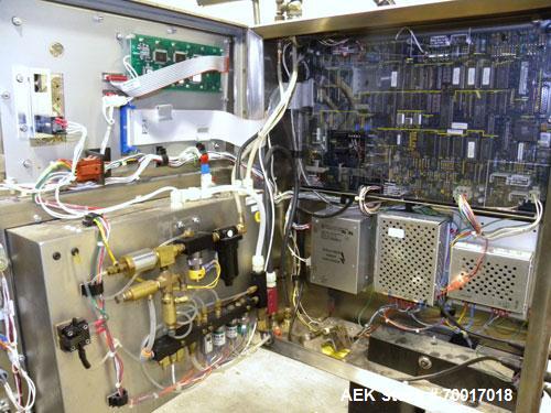 Used Videojet Excel 170i Series Ink Jet Printer-Coder. Designed for multiple-line codes with a single printhead, at production-line speeds of more than 1,100 feet (330m) per minute. Includes a print ...