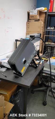 Industrial UV Laser Marking Machine – Keyence MDU-1000C with 2D Code Reader