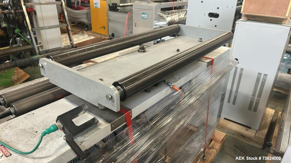 Used LYT-6-1000 6-Color Flexographic Printing Machine – 1200mm Wide Web Flexo Press System