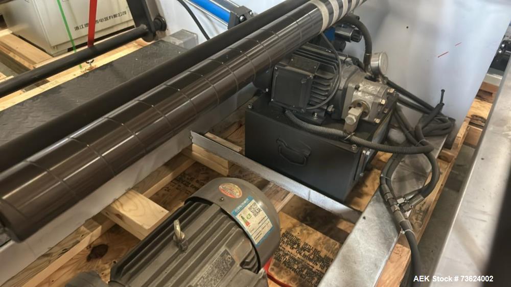 Used LYT-6-1000 6-Color Flexographic Printing Machine – 1200mm Wide Web Flexo Press System