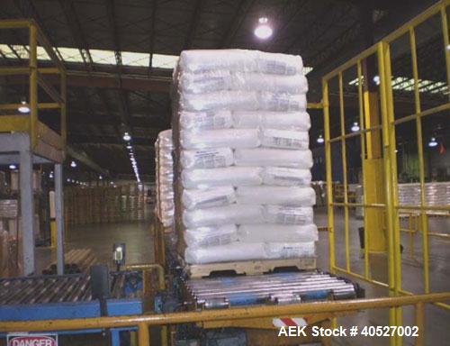 Used Complete bagging line consisting of the following equipment:  Windmoller & Holscher sack and filling machine, Daimant type 7330, capacity 1200 bags per hour @ 20 or 25 kg; Parsons sacking scale,...