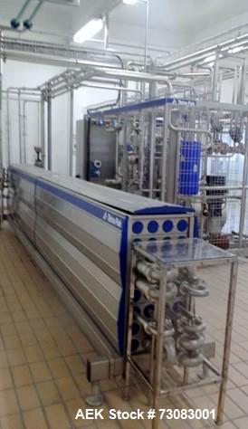 Used Krones Hot Fill Line. Last running juice in 325ml and 475ml containers at 200 Bottle Per Minute. Line consists of Krones Contifeed RS preform feeder, Krones Contiform blow molder, Krones Modufil...