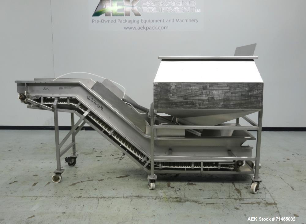 Used Inclined Conveyor With Hopper