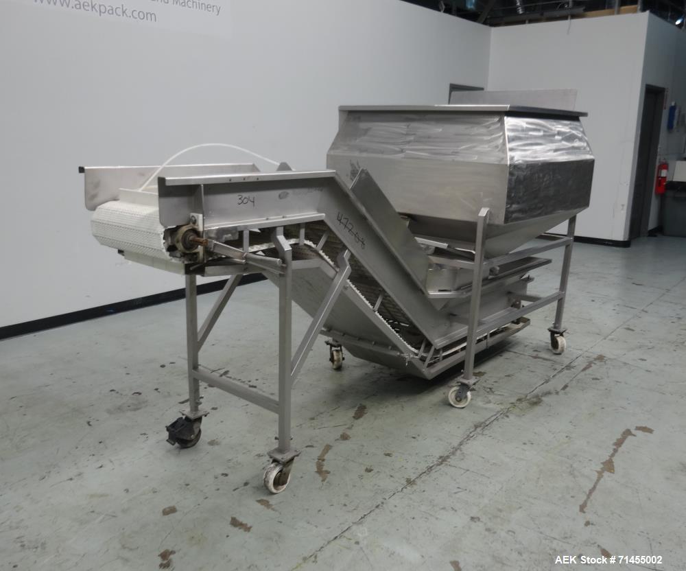 Used Inclined Conveyor With Hopper