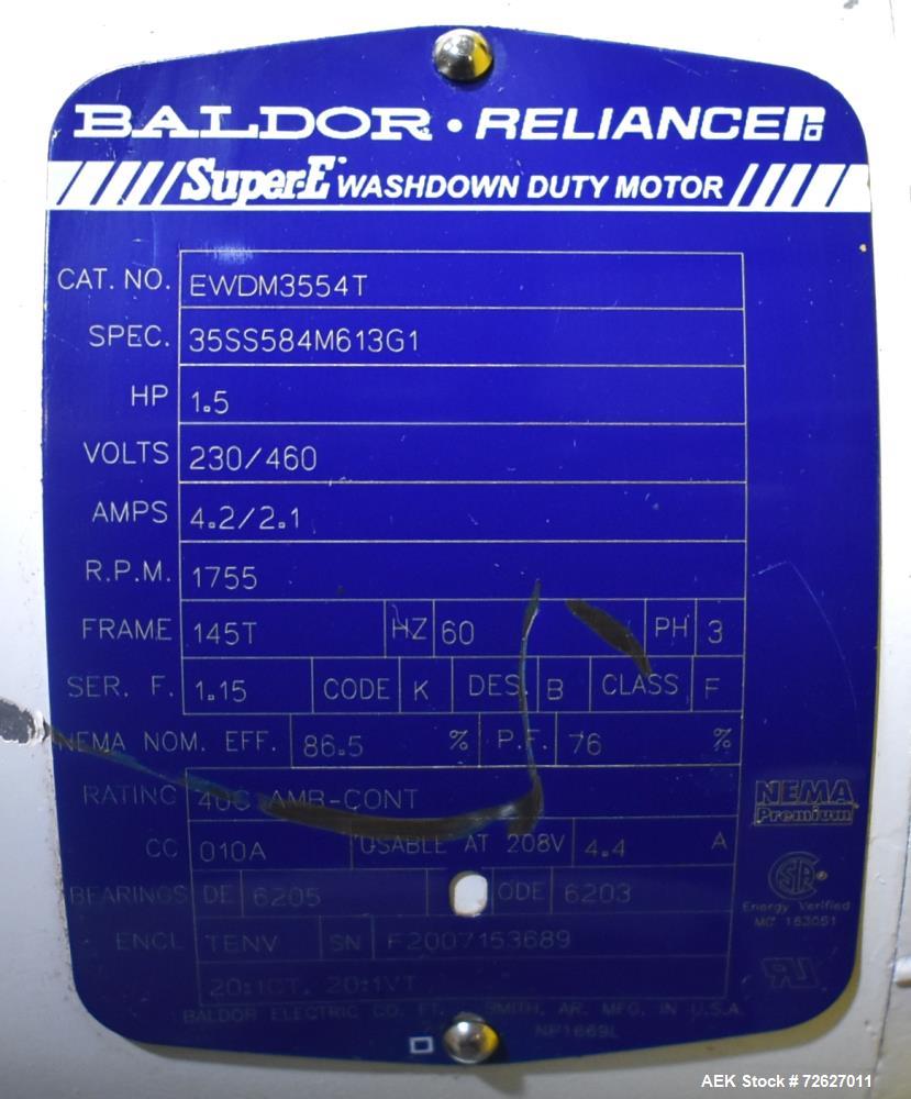 Usado- Transportador de tornillo, acero inoxidable 304. Depresión aproximada de 110' de largo x 10-1/2' de ancho x 10-1/2' d...