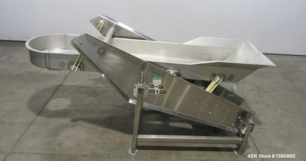 FMC Vibratory Conveyor 96" x 24" – Model EL 2412/08 X 70 For Sale