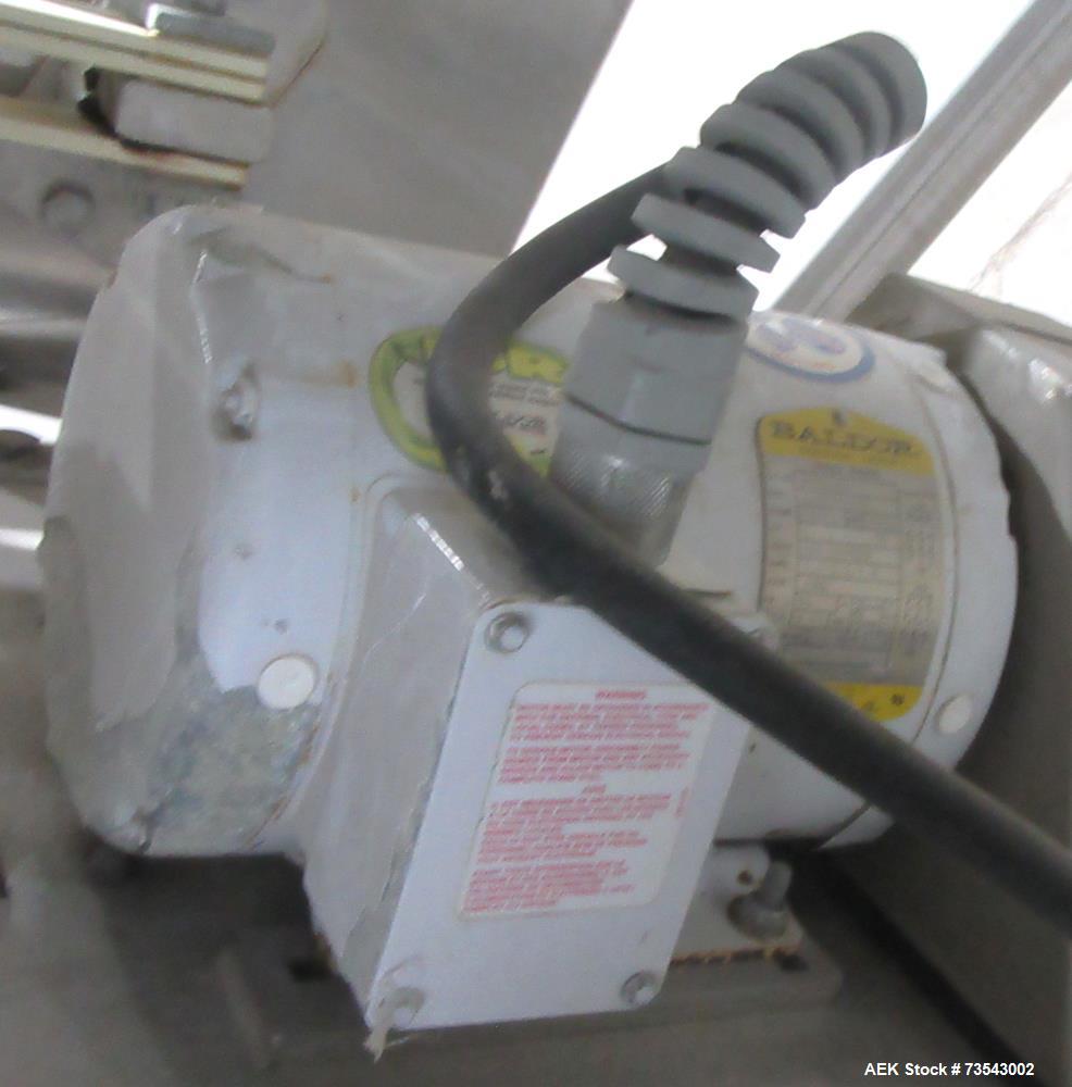 FMC Vibratory Conveyor 96" x 24" – Model EL 2412/08 X 70 For Sale