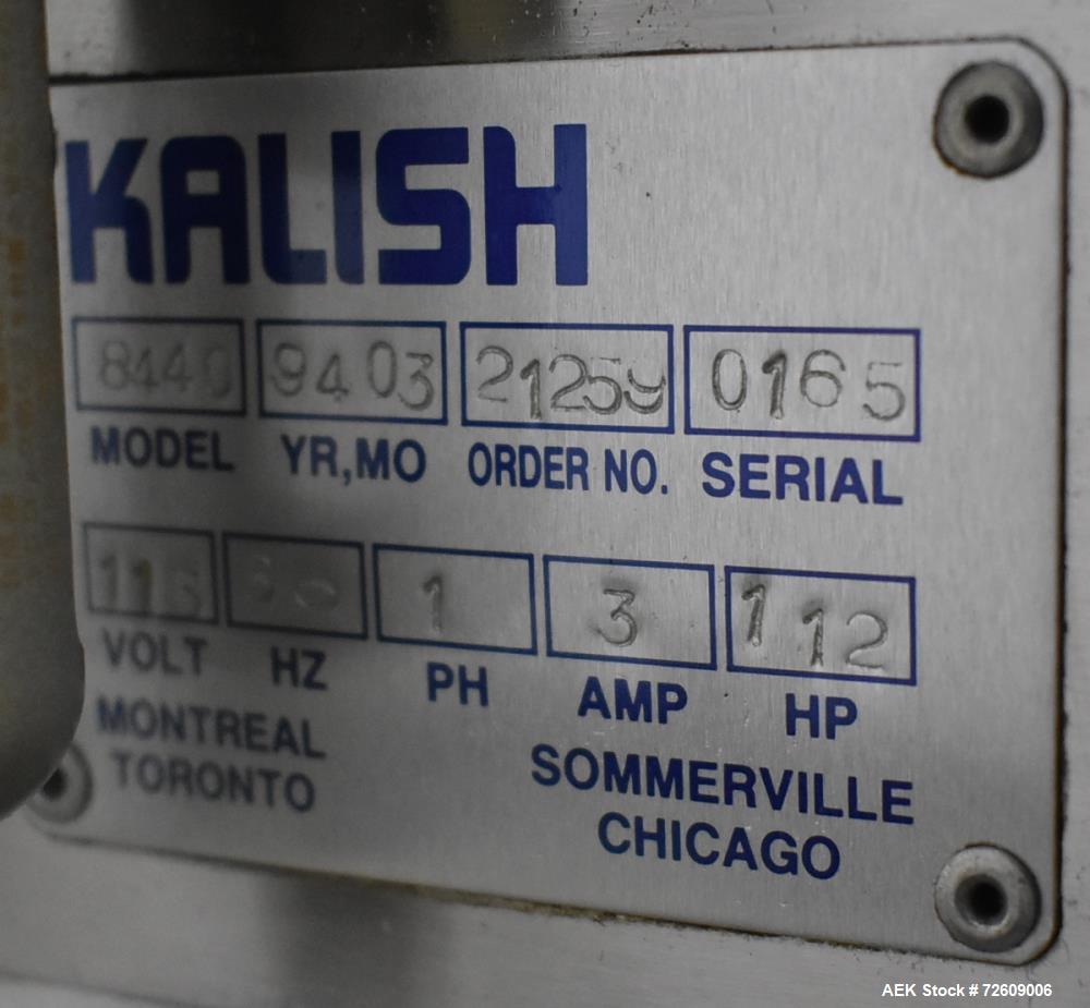 Gebraucht- Kalish 'Kotnr 120' Automatischer Baumwolleinsetzer Modell 8440. Ausgelegt für bis zu 120 Flaschen pro Minute. Län...
