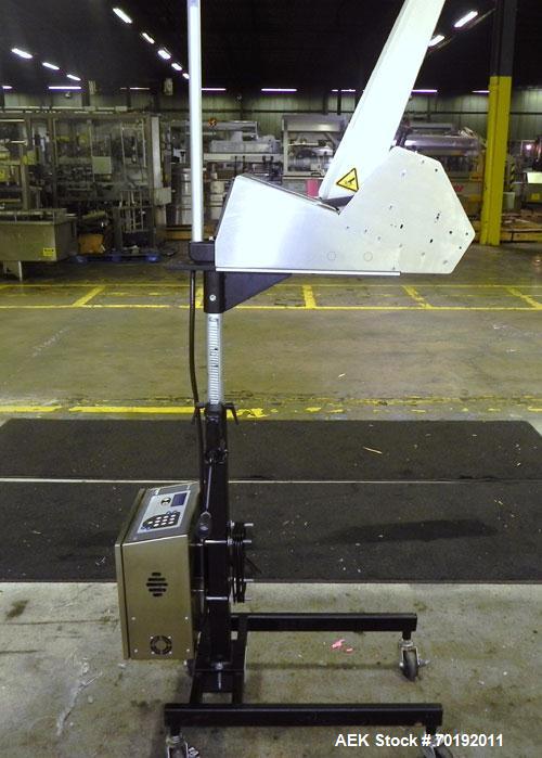 Used Streamfeeder Model ST850 Universal Friction Feeder. Machine capable of belt speeds up to 5500 inches per minute (140,000mm per minute). Product size range: length 2.5" to 8.5" or 63.5mm to 215.9...