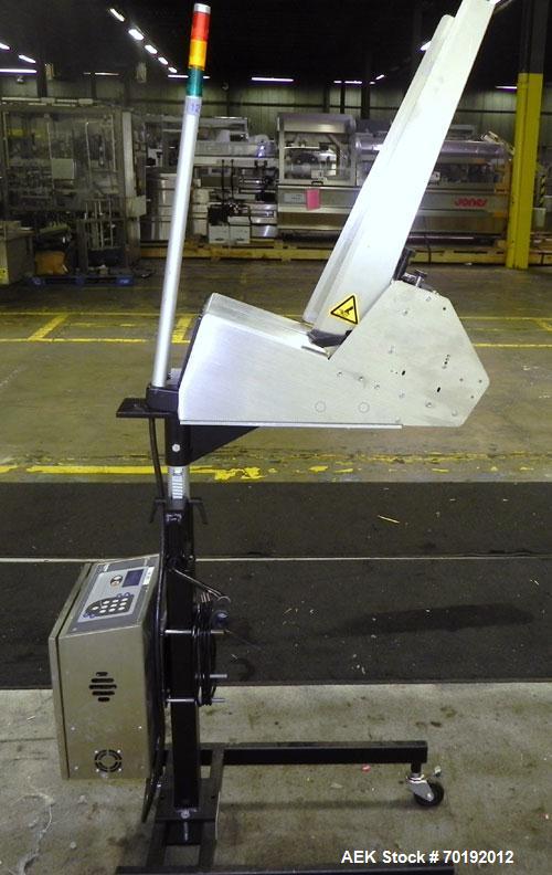 Used Streamfeeder Model ST850 Universal Friction Feeder. Machine capable of belt speeds up to 5500 inches per minute (140,000 mm per minute). Product size range: length 2.5" to 8.5" or 63.5mm to 215....
