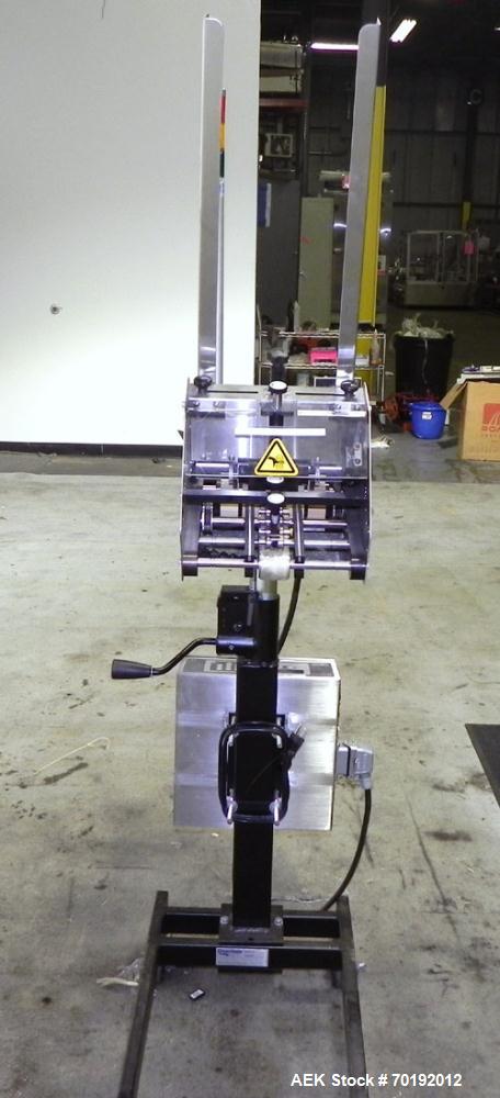 Used Streamfeeder Model ST850 Universal Friction Feeder. Machine capable of belt speeds up to 5500 inches per minute (140,000 mm per minute). Product size range: length 2.5" to 8.5" or 63.5mm to 215....