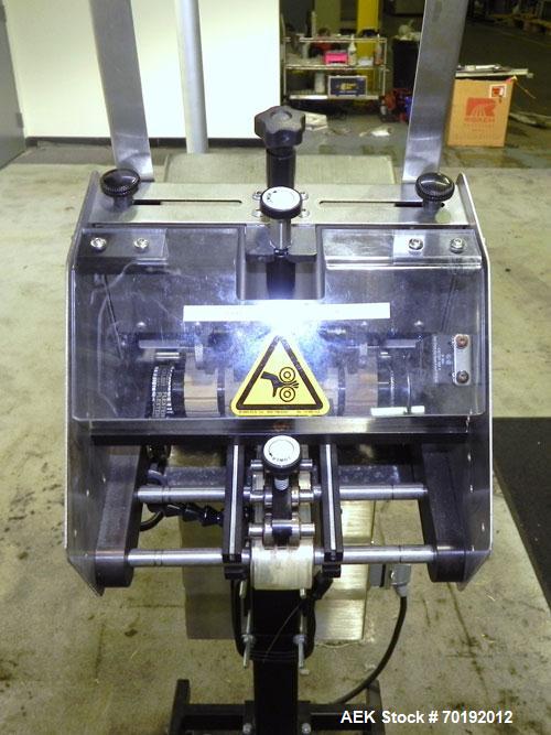 Used Streamfeeder Model ST850 Universal Friction Feeder. Machine capable of belt speeds up to 5500 inches per minute (140,000 mm per minute). Product size range: length 2.5" to 8.5" or 63.5mm to 215....