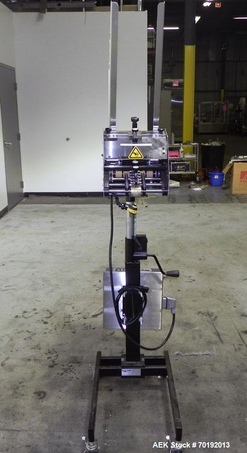 Used Streamfeeder Model ST850 Universal Friction Feeder. Machine capable of belt speeds up to 5500 inches per minute (140,000mm per minute). Product size range: length 2.5" to 8.5" or 63.5mm to 215.9...