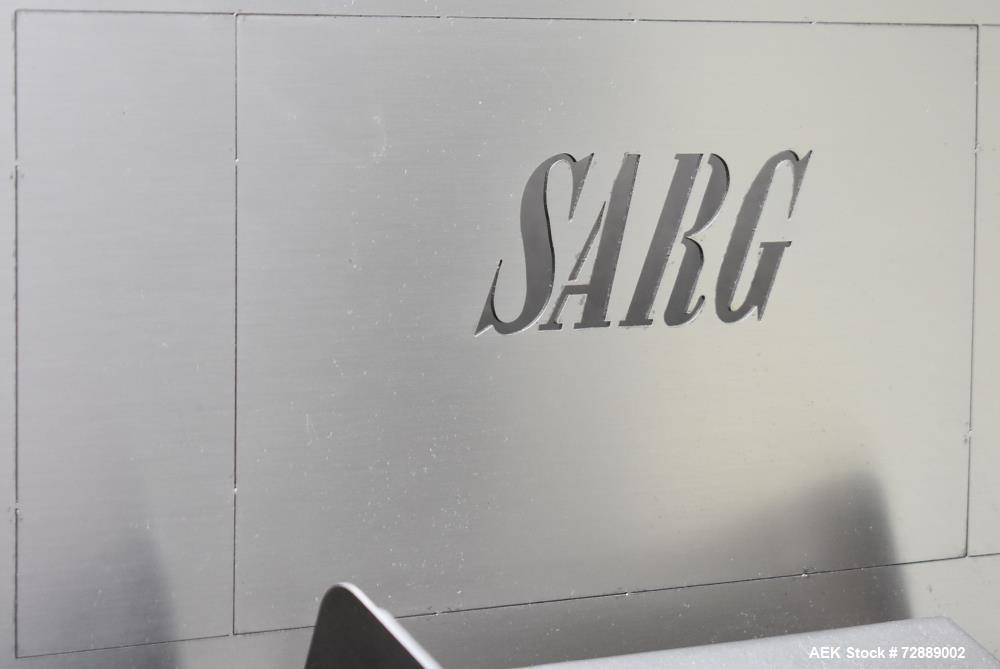Gebraucht - SARG Schrägbandförderer. Konstruktion aus rostfreiem Stahl. Kartenzuführungsmagazin. Stollengürtel, ca. 8' breit...