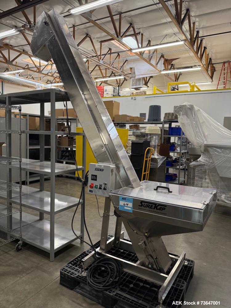 SureKap Elevator Model SK04/06 – Packaging Line Elevating Conveyor