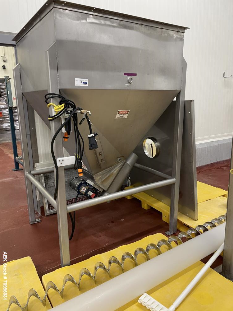 Used Flexicon Flexible Screw Feeder. Unit is currently installed.