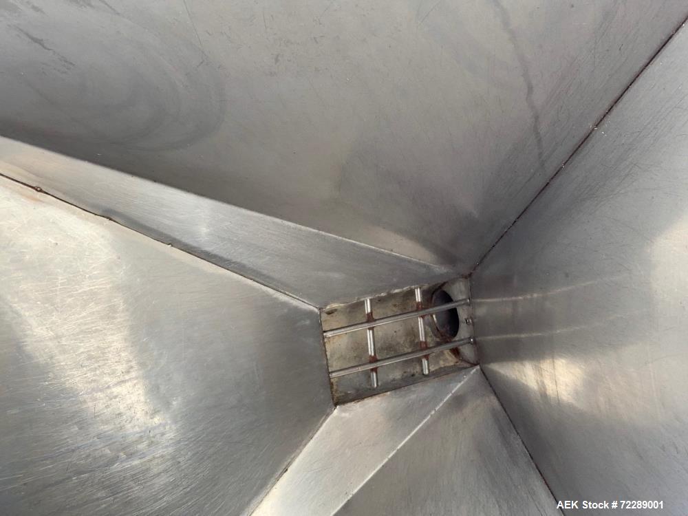 Used Flexicon Screw Conveyor, 304 Stainless Steel.