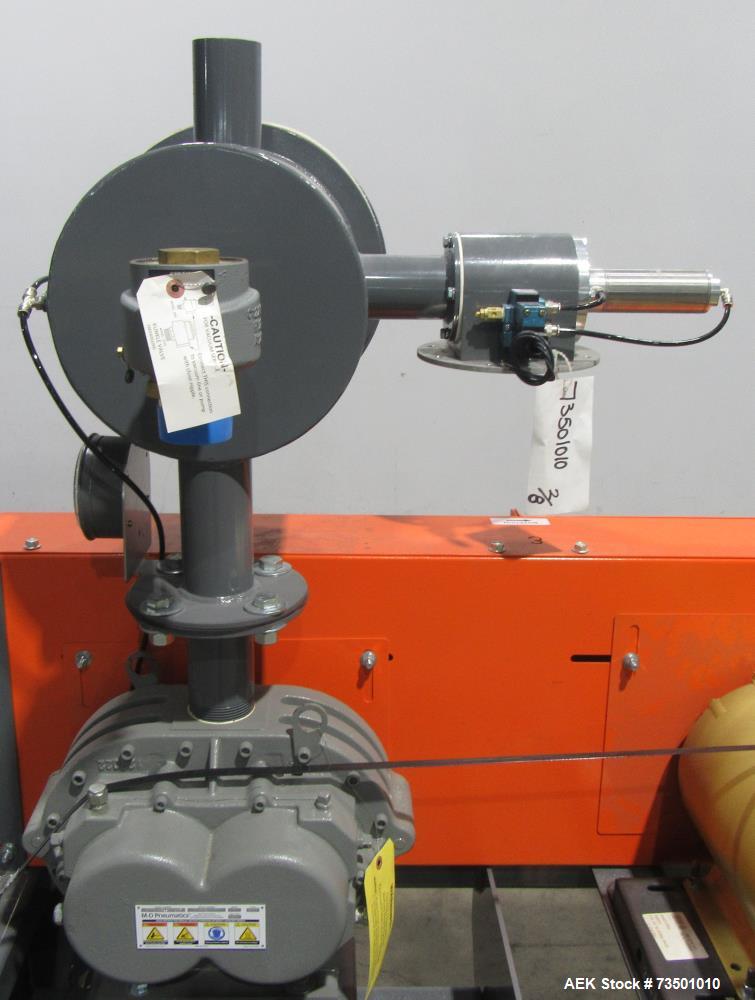 Unused Horizon Bulk Powder feeding system. Originally designed to feed vitamin powders at rates of up to 6,000 lbs per hour. Conveying line parameters: 3"  with 11 gauge OD tubing, Max horizontal dis...