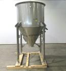 Unused Horizon Bulk Powder feeding system. Originally designed to feed vitamin powders at rates of up to 6,000 lbs per hour. Conveying line parameters: 3