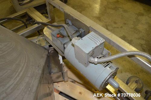 Used Hoppman 12 cuft prefeeder with Hoppman vibratory bowl feeder. Includes Hoppman FS 30 bowl feeder with scallops.