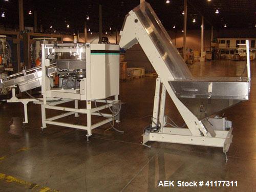 Used Hoppmann Corporation Centrifugal Bowl Feeder, Model FT40-CRS. Rated 1000 parts per minute. Includes Hoppmann Elevating Prefeeder, Model EP08108.