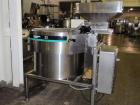 Used Hoppmann Corporation Centrifugal Bowl Feeder, Model FS/25, Stainless Steel. Includes a Hoppmann live bottom prefeeder, model LB-03. Approximate rating up to 325 vials per minute. Mounted on a st...