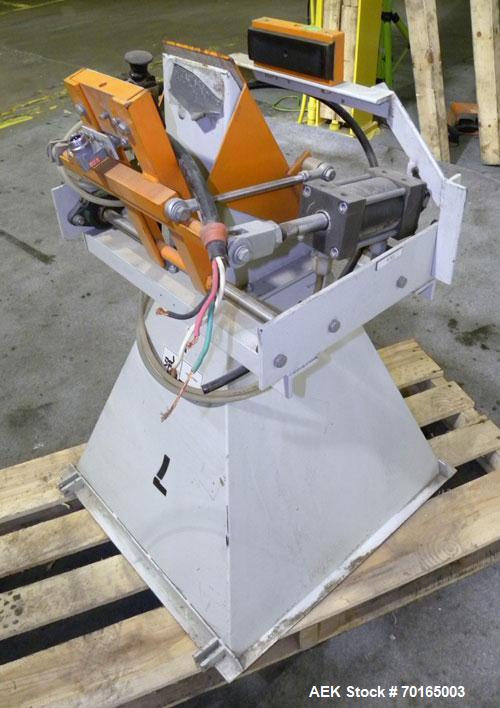 Used Bemis Bulk Bag Weigh Scale Filler, Model 6134E95, carbon steel. Includes bag clamp and panel. Approximate capacity of filling up to 50 pound bags.