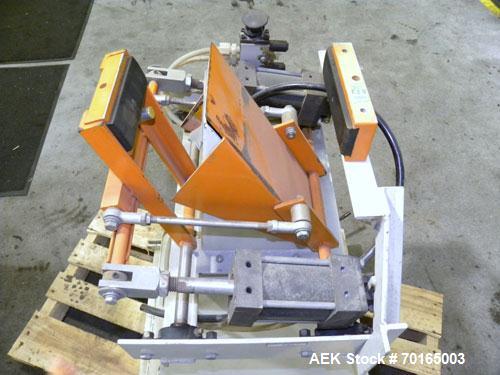 Used Bemis Bulk Bag Weigh Scale Filler, Model 6134E95, carbon steel. Includes bag clamp and panel. Approximate capacity of filling up to 50 pound bags.