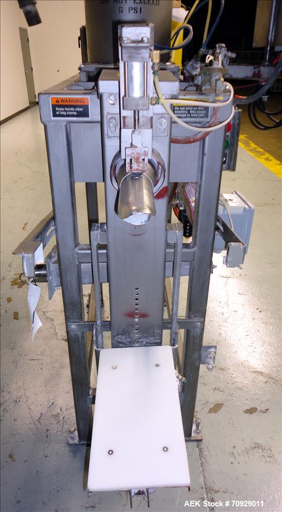 Used Chantland 4210 Air Valve Bag Packer capable of speeds up to (8) 50 lb bags per minute. Weight ranges: 25 lb to 110 lb bags. Includes bag conveyor. Has Rice Lake load cell with preset digital con...