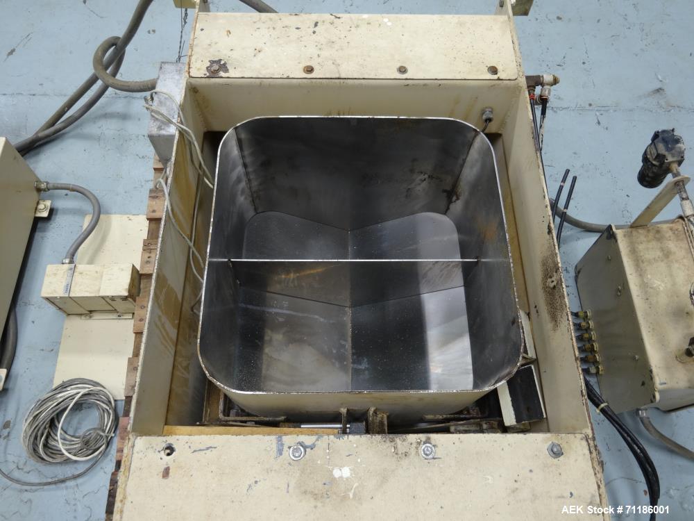 Used Inglett Model 1950 Open Mouth Bag Hanger